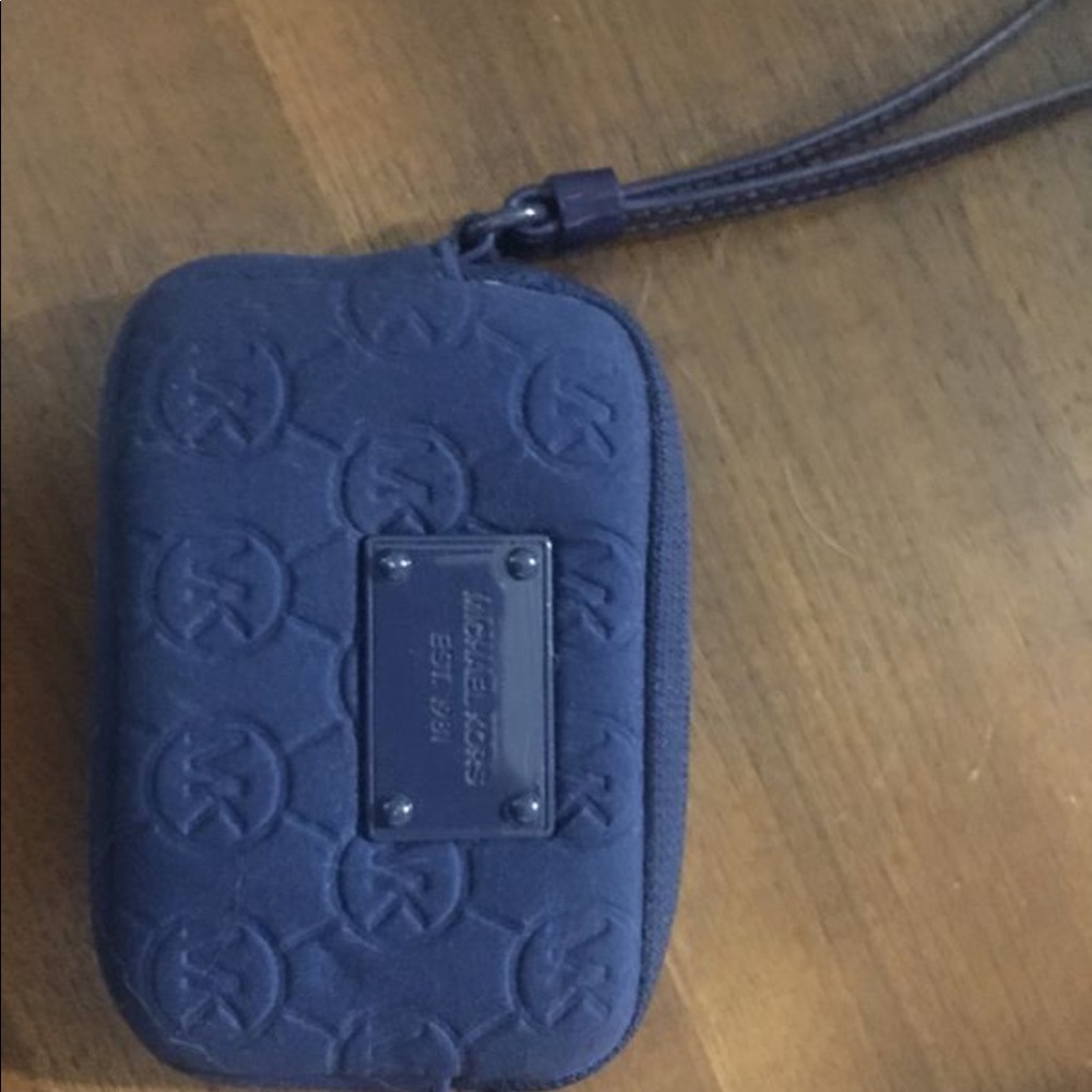 Wristlet